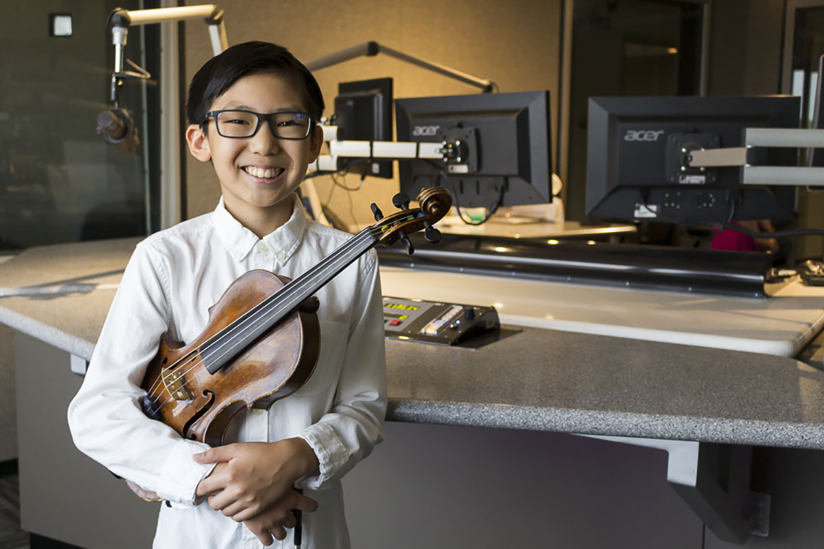 violinist Jayden Yoneyama in the KBAQ studio